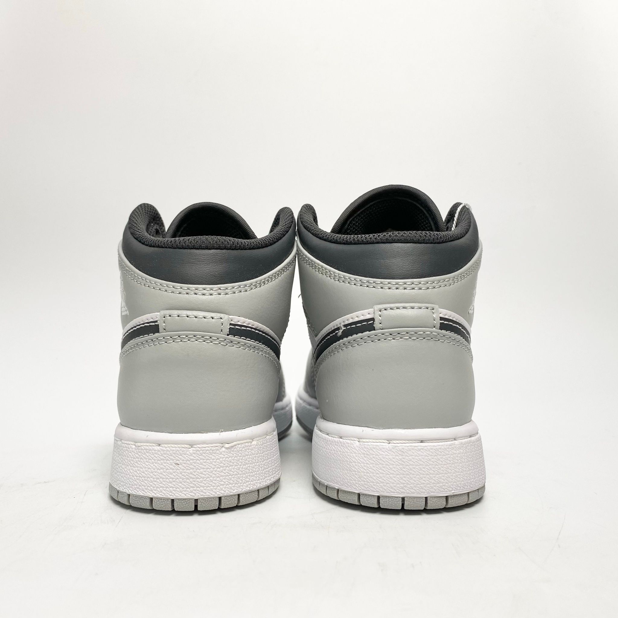 NIKE AIR JORDAN 1 MID LIGHT SMOKE GREY 554725-078