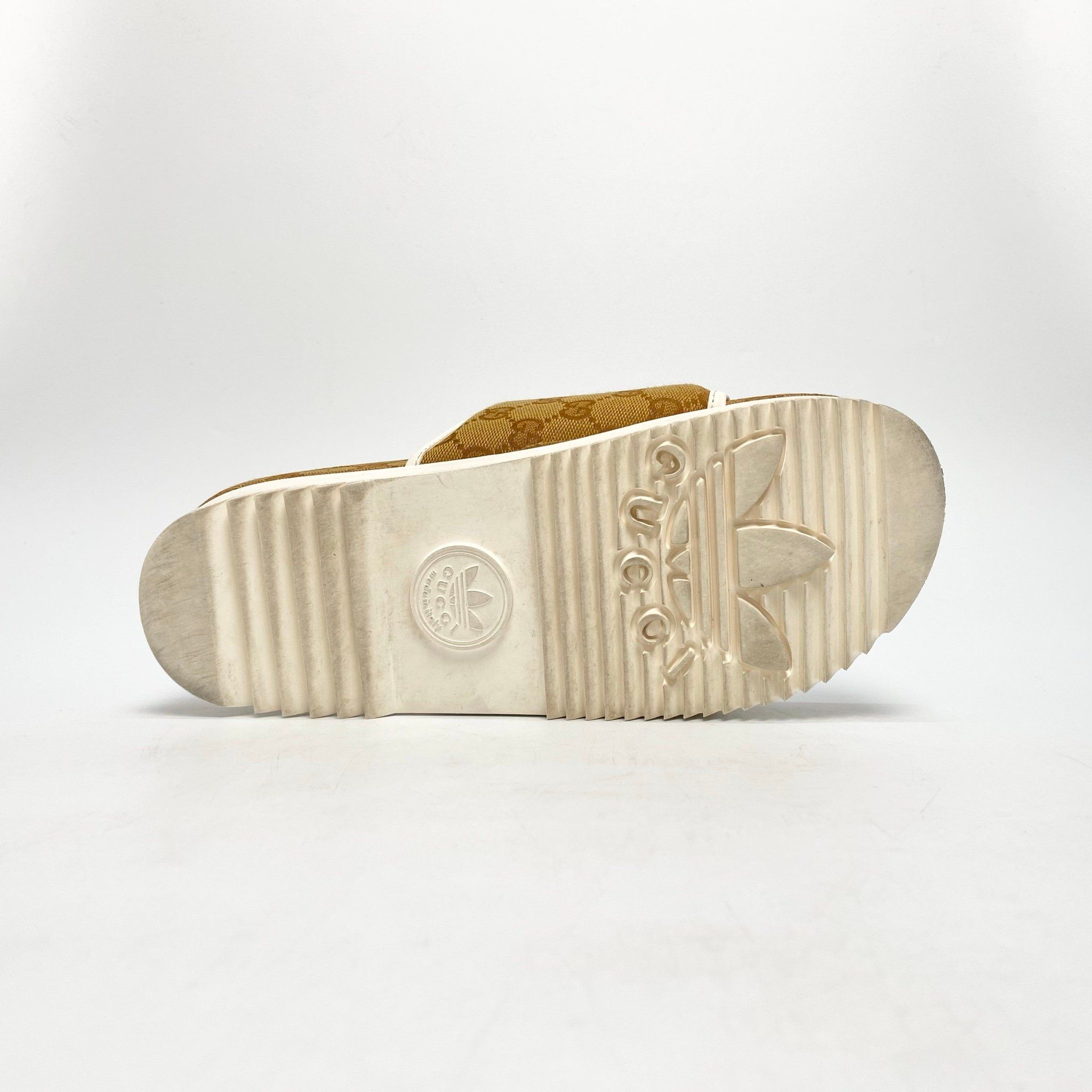 DÉP GUCCI X ADIDAS SLIDE SANDAL BROWN 702412-FAAW2-7142