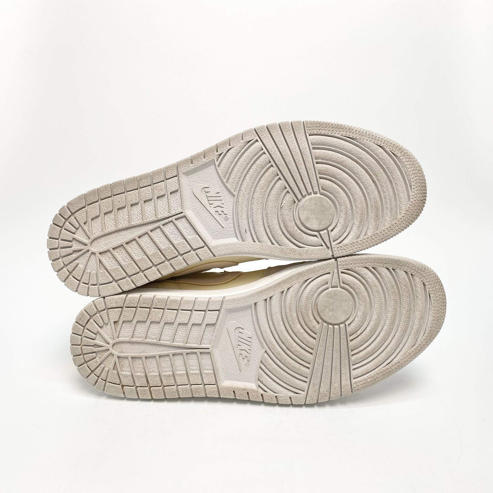 NIKE AIR JORDAN 1 LOW INSIDE OUT DN1635-100