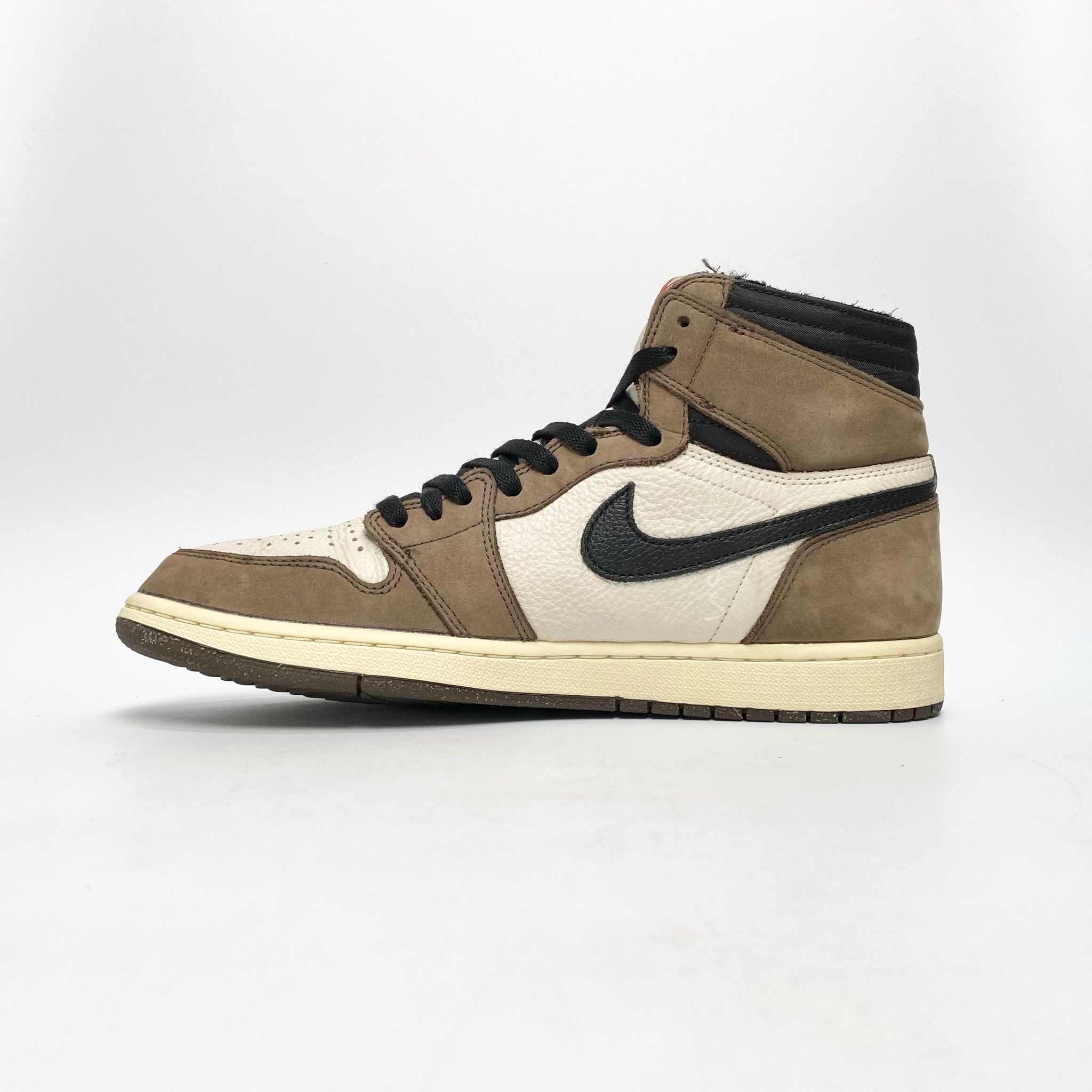 NIKE TRAVIS SCOTT X AIR JORDAN 1 RETRO HIGH OG MOCHA CD4487-100