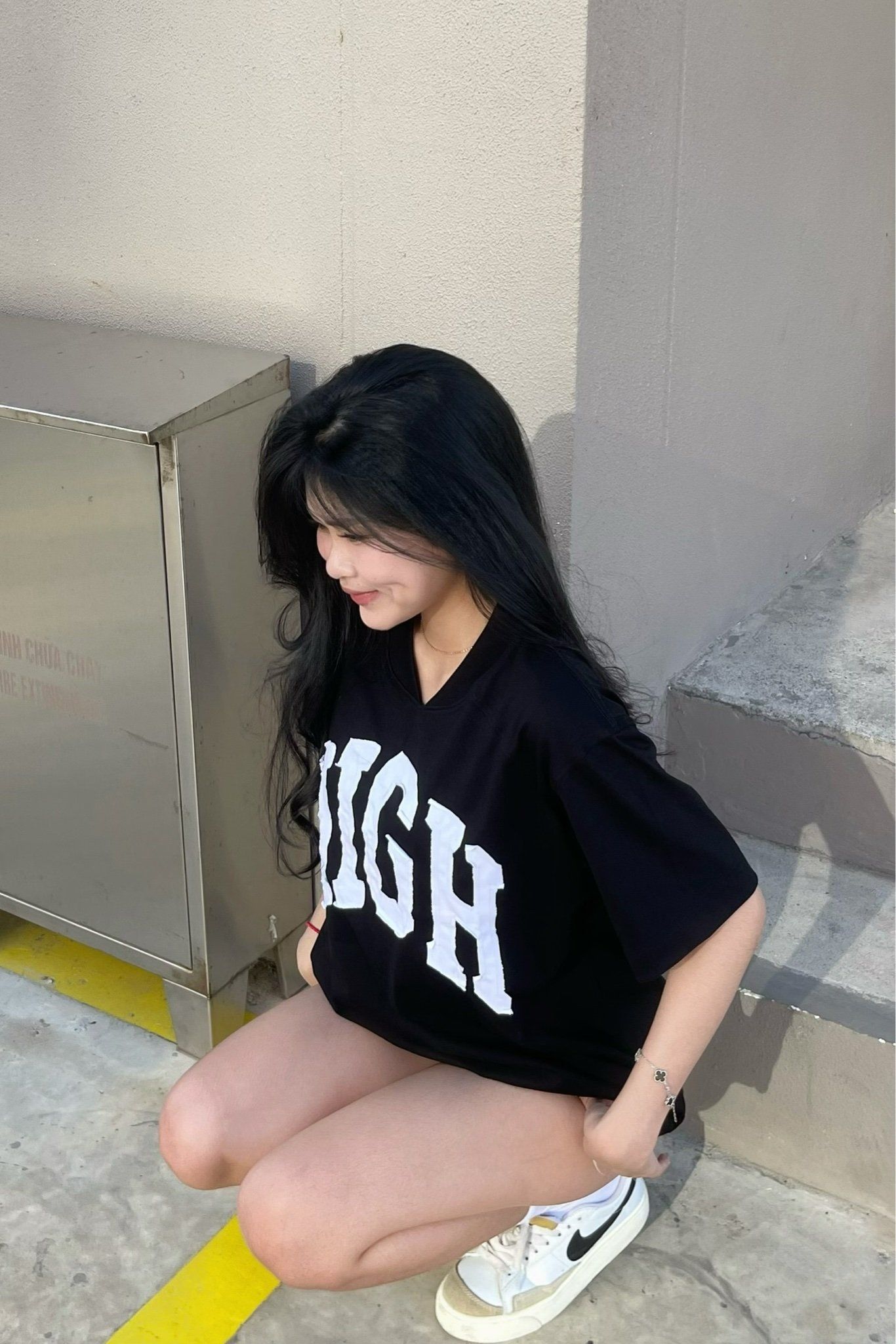 HIGHLIGHT TOLAY BLACK T-SHIRT