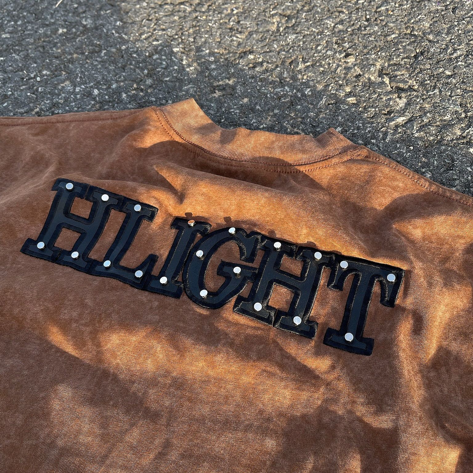 HLIGHT RIVET LEATHER T-SHIRT