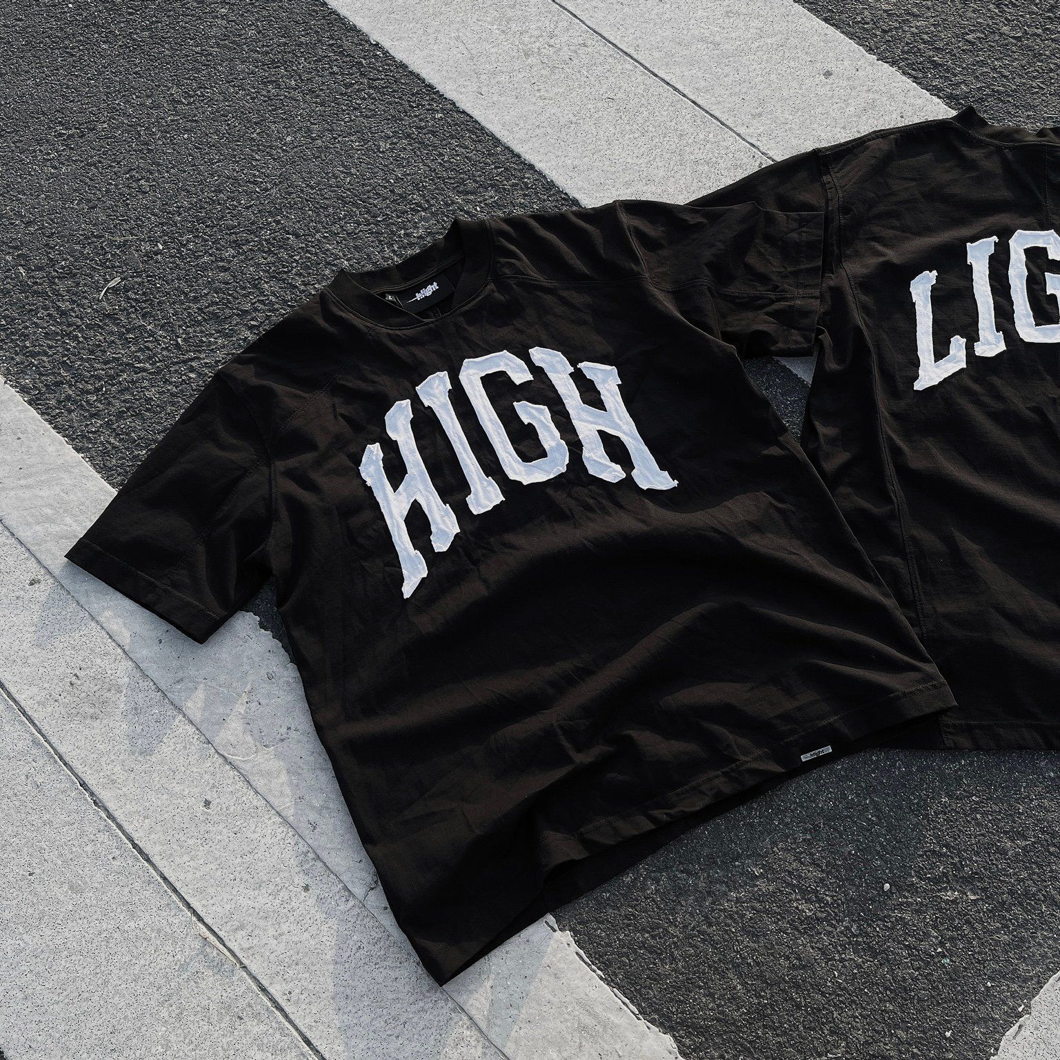 HIGHLIGHT TOLAY BLACK T-SHIRT