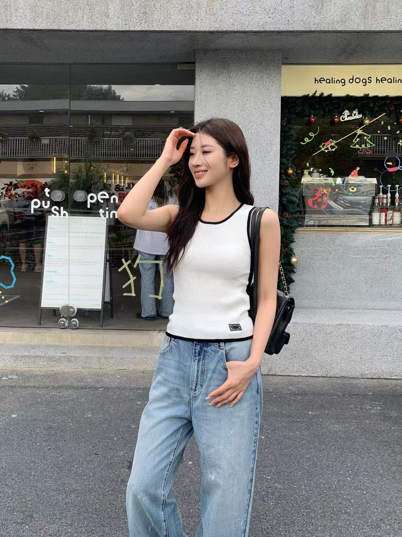 Áo tanktop trắng new ss25