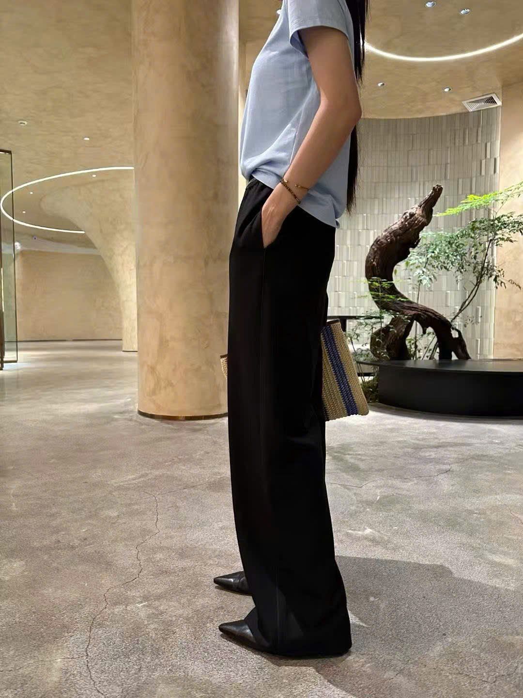 QUẦN ĐEN CẠP CHUN VIỀN TRẮNG