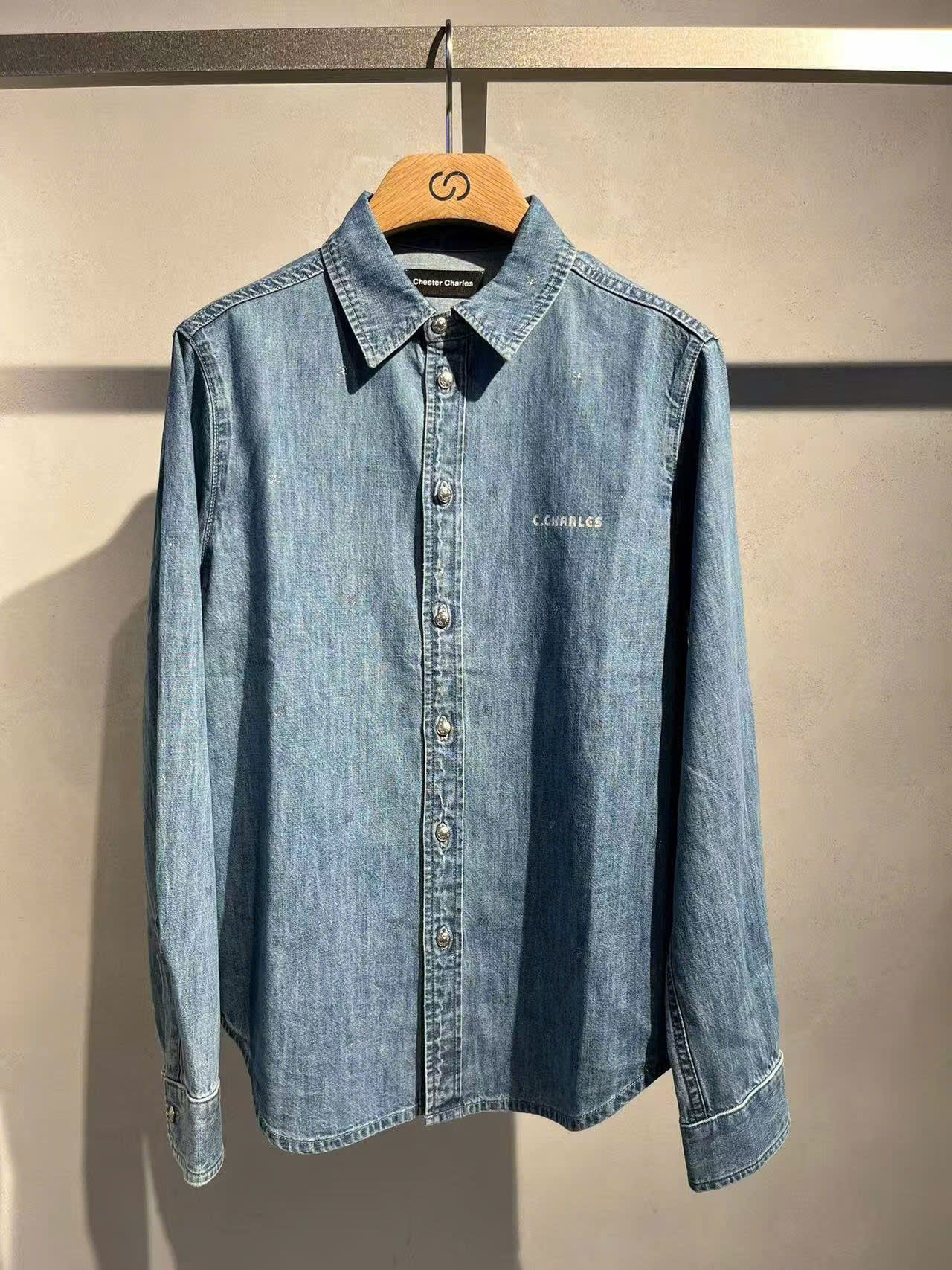 Áo khoác jean xanh cúc trắng (set)