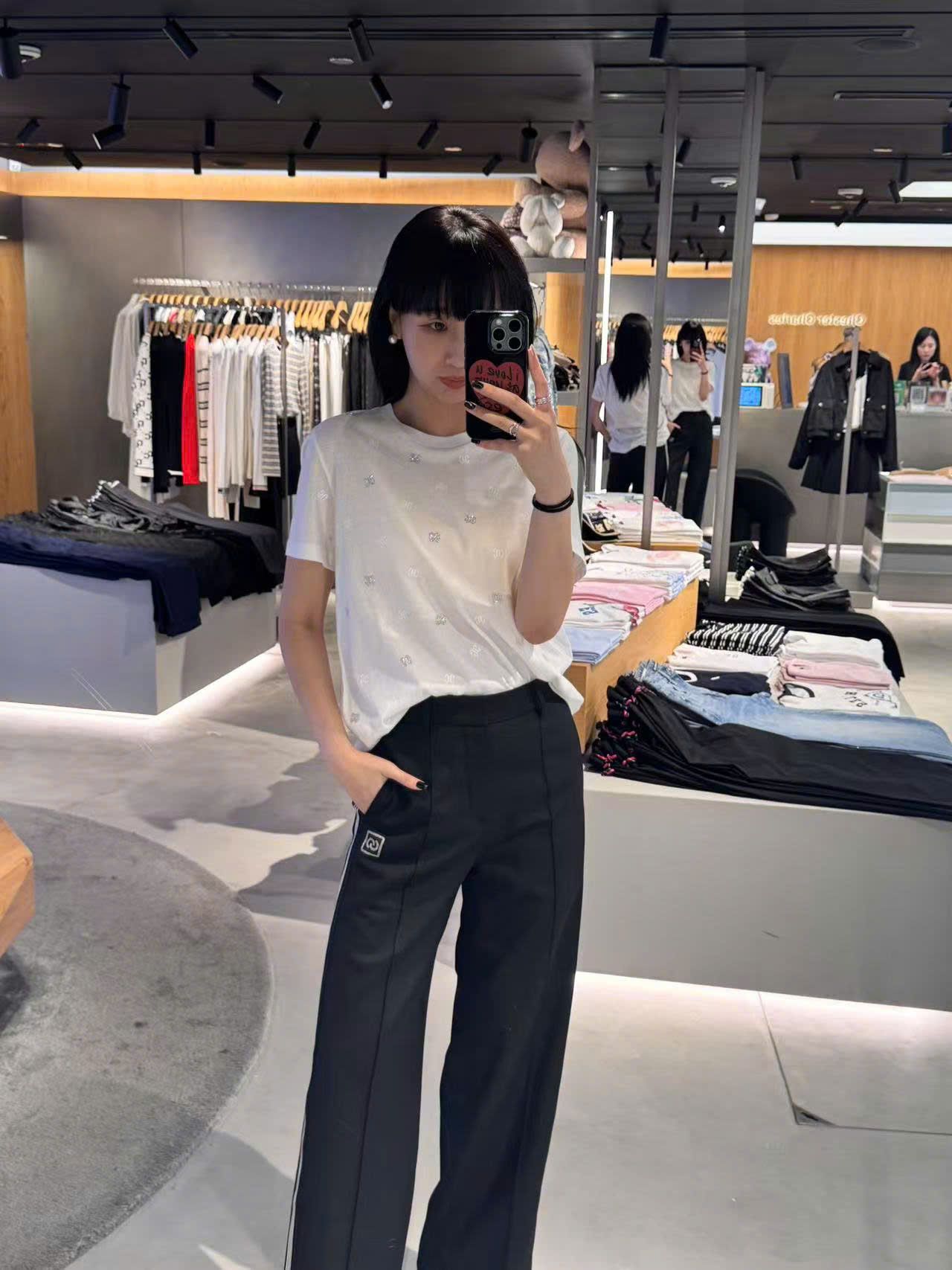 Quần vải đen 2 sọc 2 bên