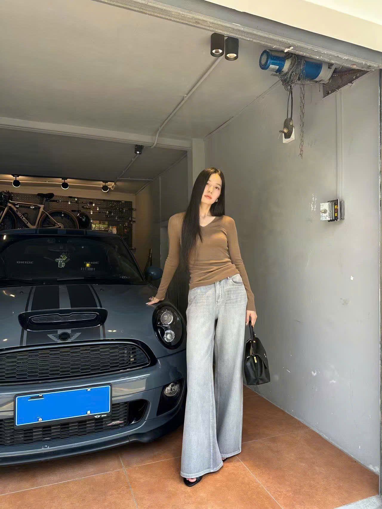 Áo len dài tay - Nâu cổ tim