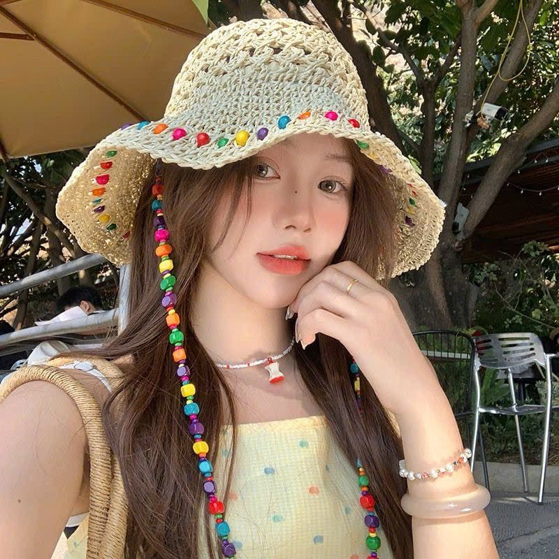 Nón Đi Biển Thời Trang Có Dây