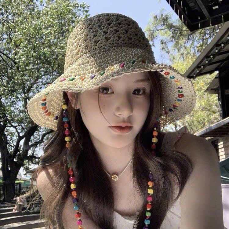 Nón Đi Biển Thời Trang Có Dây