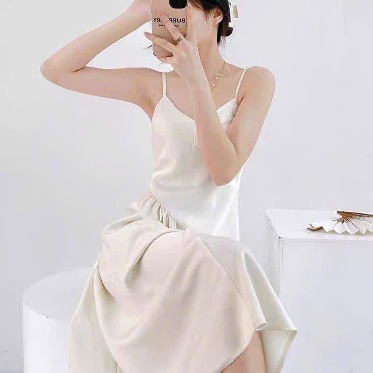 Váy Lụa 2 Dây Cổ Tim