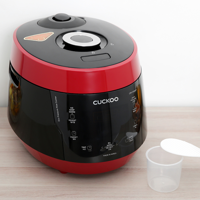 Nồi cơm điện tử Cuckoo CRP-PK0600F/BKRDVN 1.0L