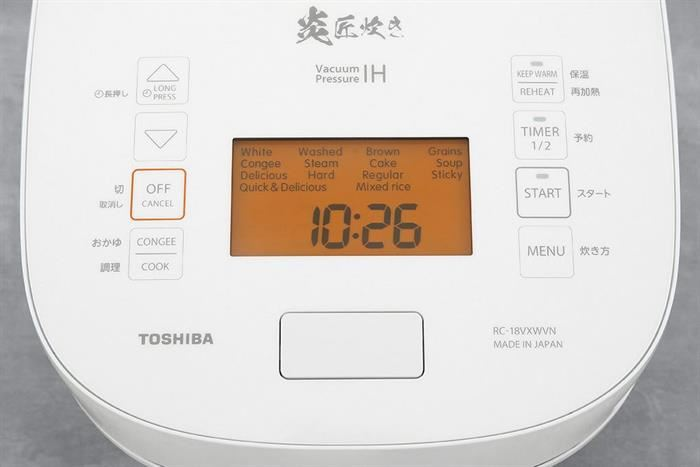 Nồi cơm điện Toshiba RC-18VXWVN(W) áp suất chân không màu trắng