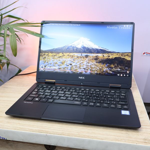 Laptop Nec Core i5-7Y54, 256gb ram, 128gb SSD, 12.5inch Full HD