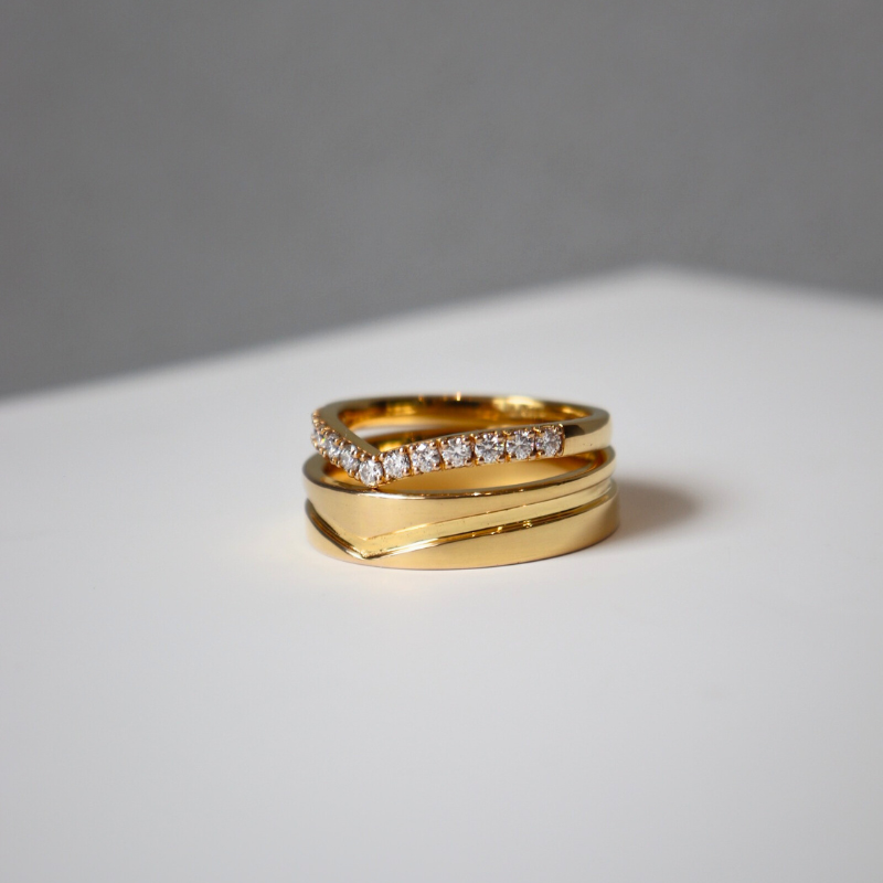 Claire Cặp nhẫn vàng vàng Moissanite CP-Claire-WG10