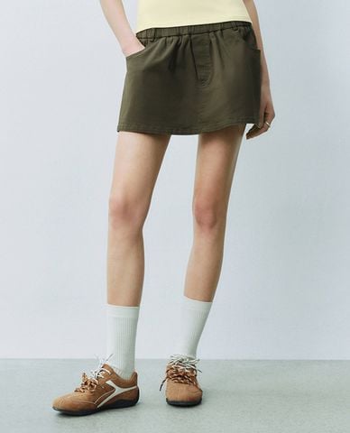 URBAN REVIVO - Chân váy chữ A mini lưng thun