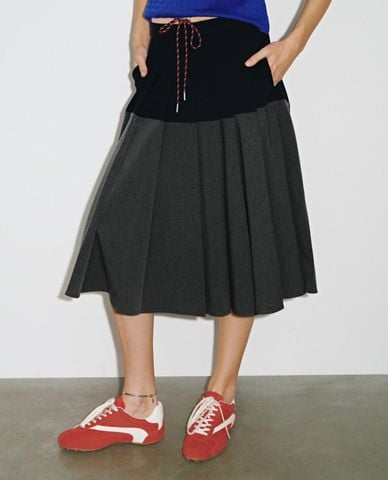 URBAN REVIVO - Chân váy xếp li midi phối dây rút