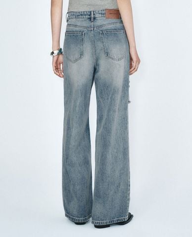 URBAN REVIVO - Quần jeans nữ ống rộng rách gối