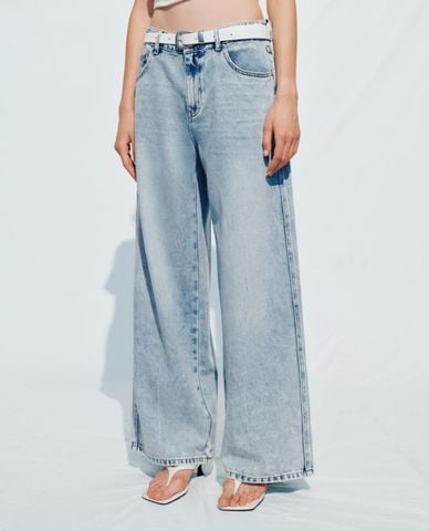 URBAN REVIVO - Quần jeans nữ ống rộng phối thắt lưng