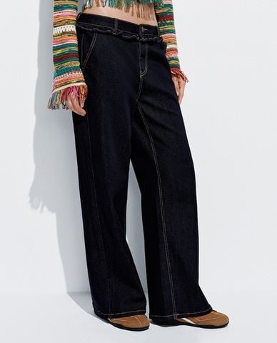 URBAN REVIVO - Quần jeans nữ ống rộng nhún bèo