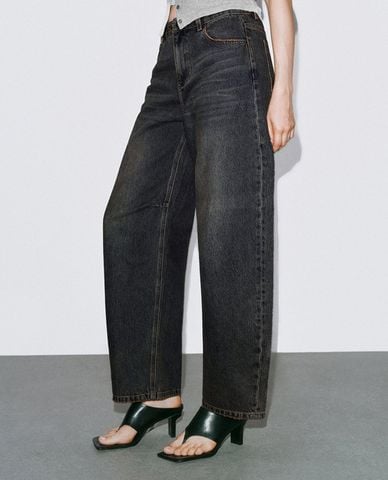 URBAN REVIVO - Quần jeans nữ ống rộng wash bạc