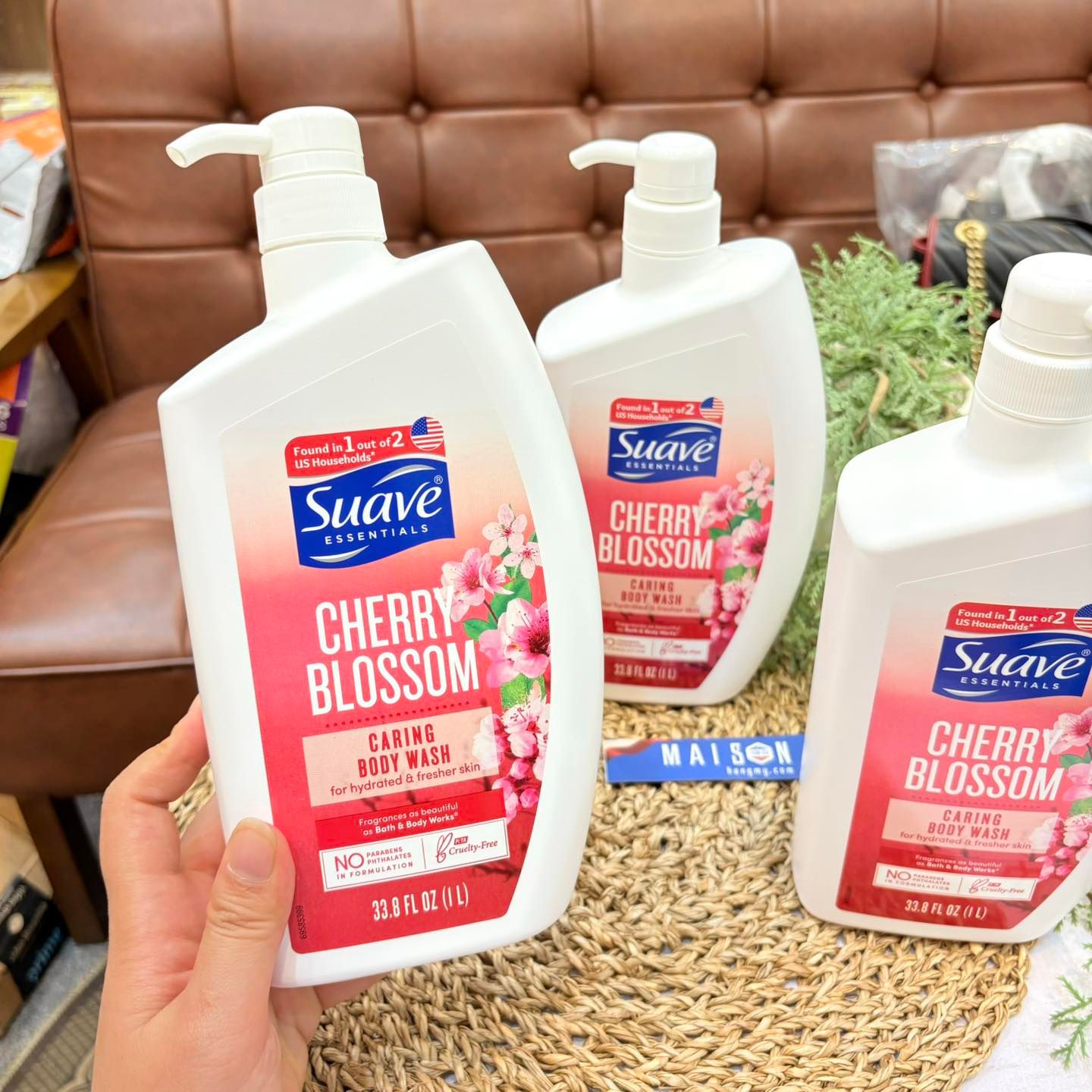 A573- Sữa tắm dưỡng ẩm hương Hoa Anh Đào Suave Essentials Cherry Blossom 1 lít