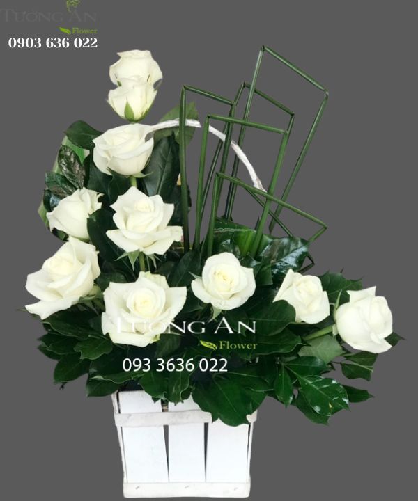 Hộp Hoa Viếng Chia Buồn - S409