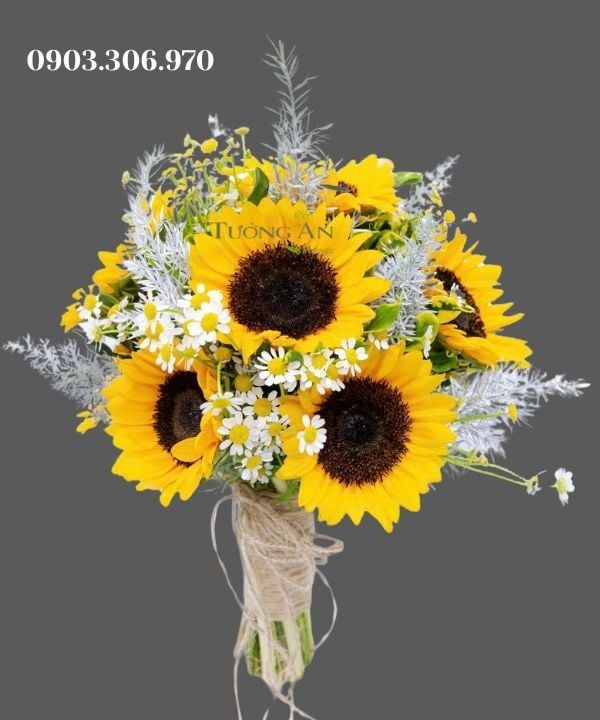 Bó Hoa Cưới Ánh Sáng Ấm Áp - HC23
