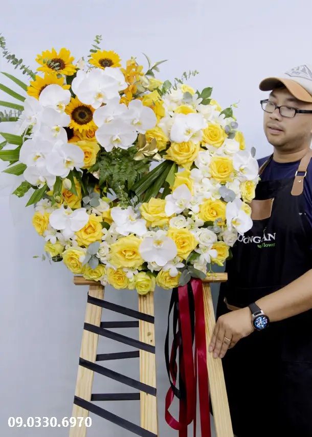 Vòng Hoa Thành Kính Phân Ưu - B327
