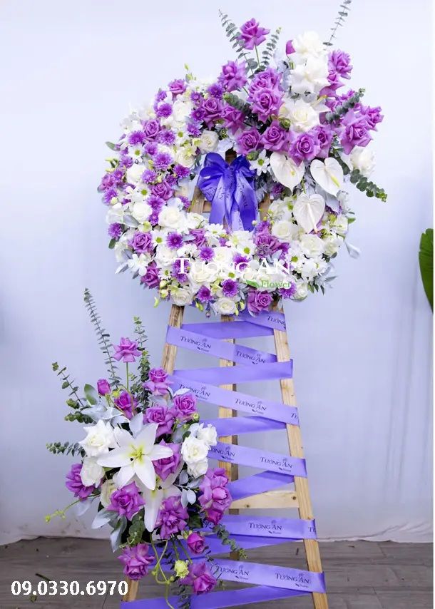 Vòng Hoa Đám Tang - B333