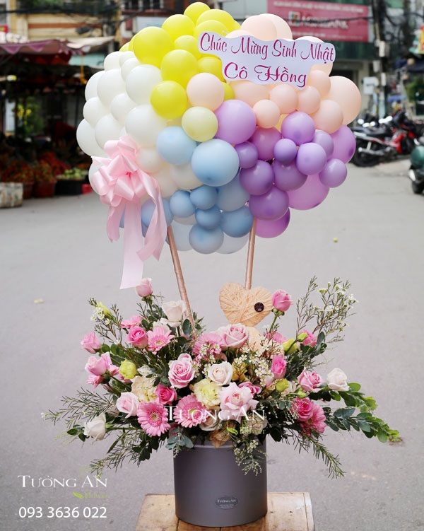 Hộp Hoa Bong Bóng Ngày Mới - S775