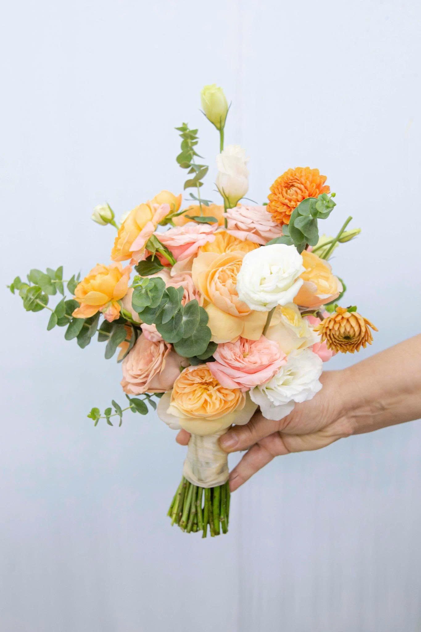Bó Hoa Cưới Chạm Vào Hạnh Phúc - HC24