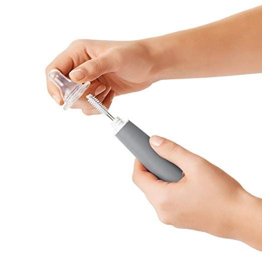 Cọ Rửa Bình Sữa Và Núm Ti OXO Tot
