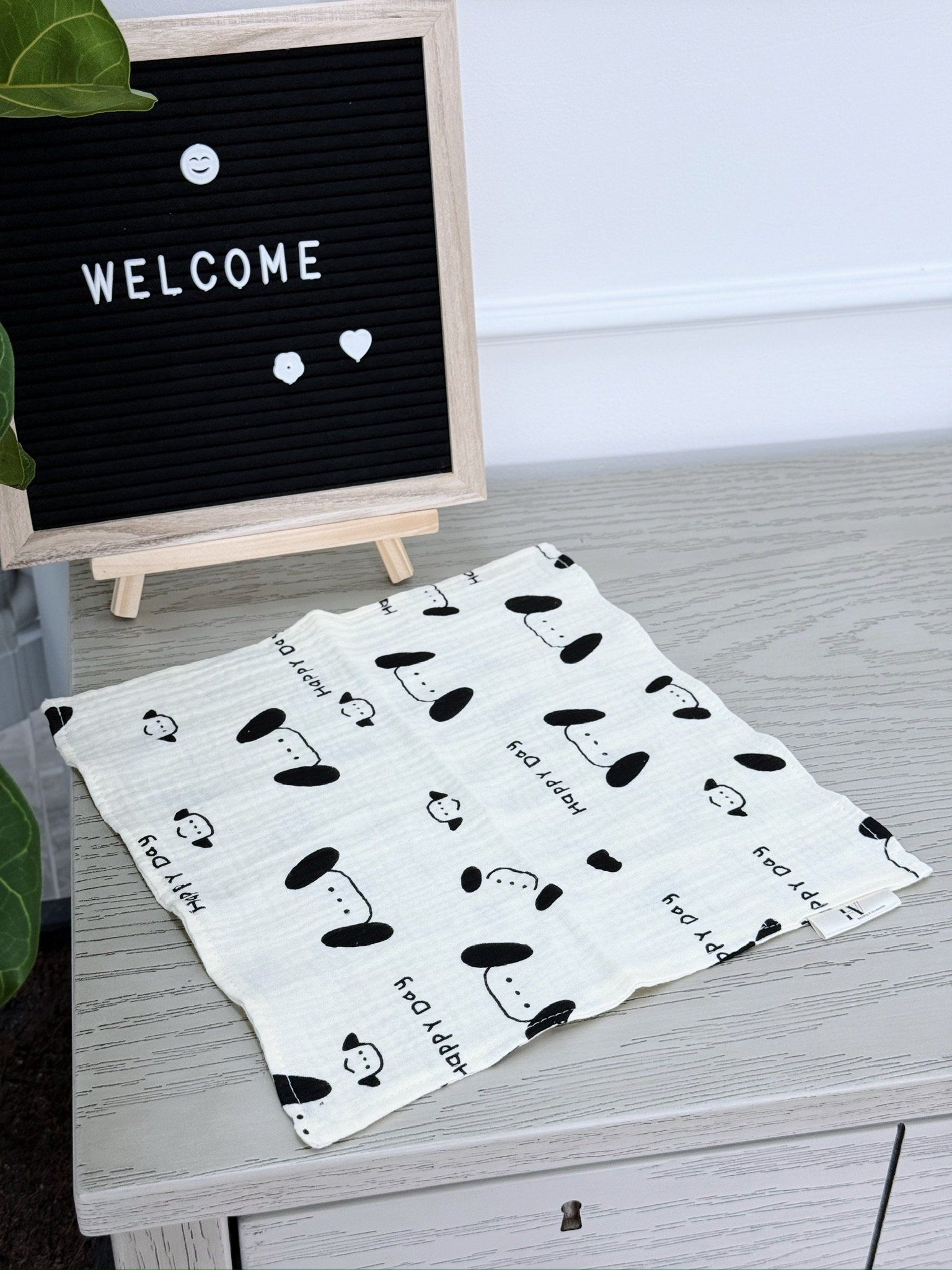 Hộp 4 Khăn Sữa HV Bedding (30x30 cm)