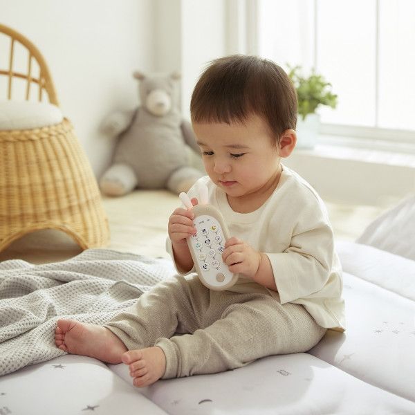 Điện Thoại Đồ Chơi Hình Con Thỏ Haave Bricks