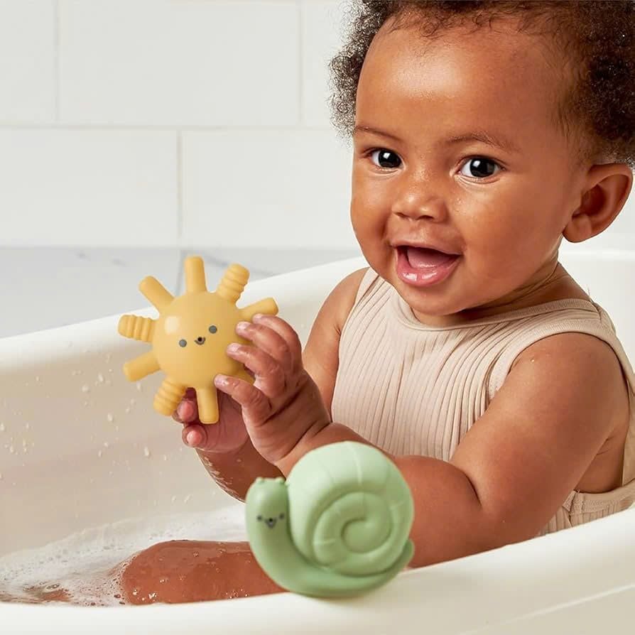 Set Đồ Chơi Nhà Tắm Itzy Squirt™ Squeeze Bath Toys