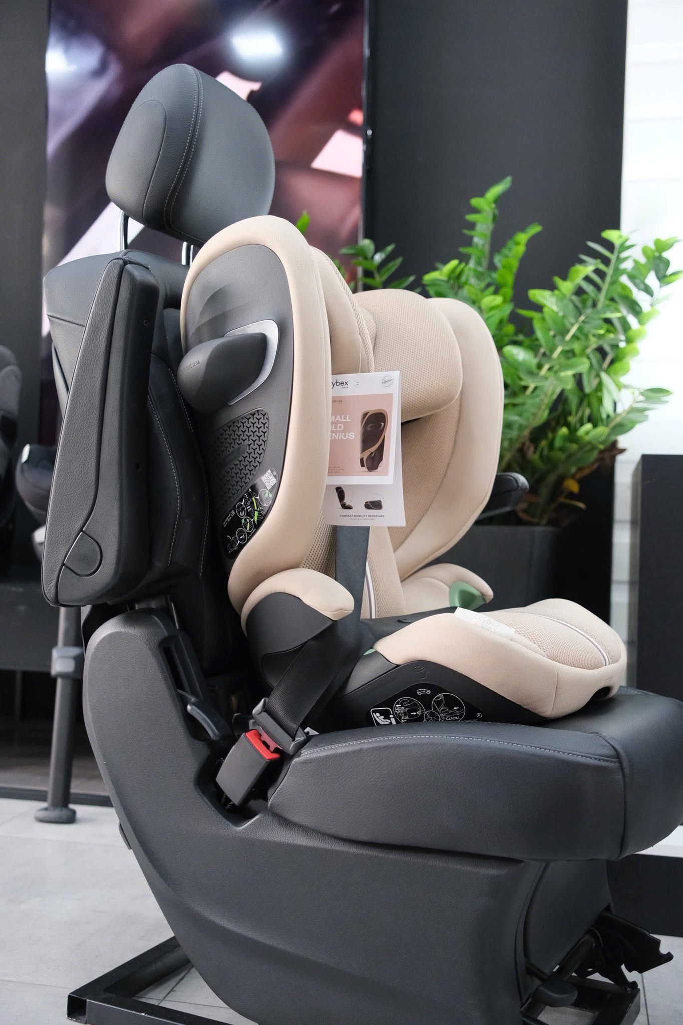 GHẾ NGỒI Ô TÔ GẬP GỌN BOOSTER SEAT CYBEX SOLUTION G2 PLUS - ALMOND BEIGE