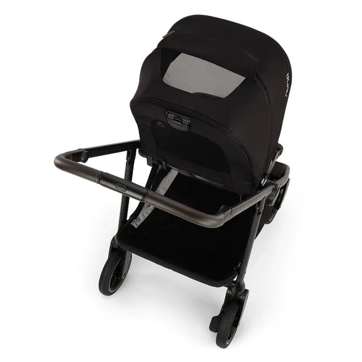 XE ĐẨY NUNA SWIV VỚI BÁNH XOAY 360° - MÀU CAVIAR