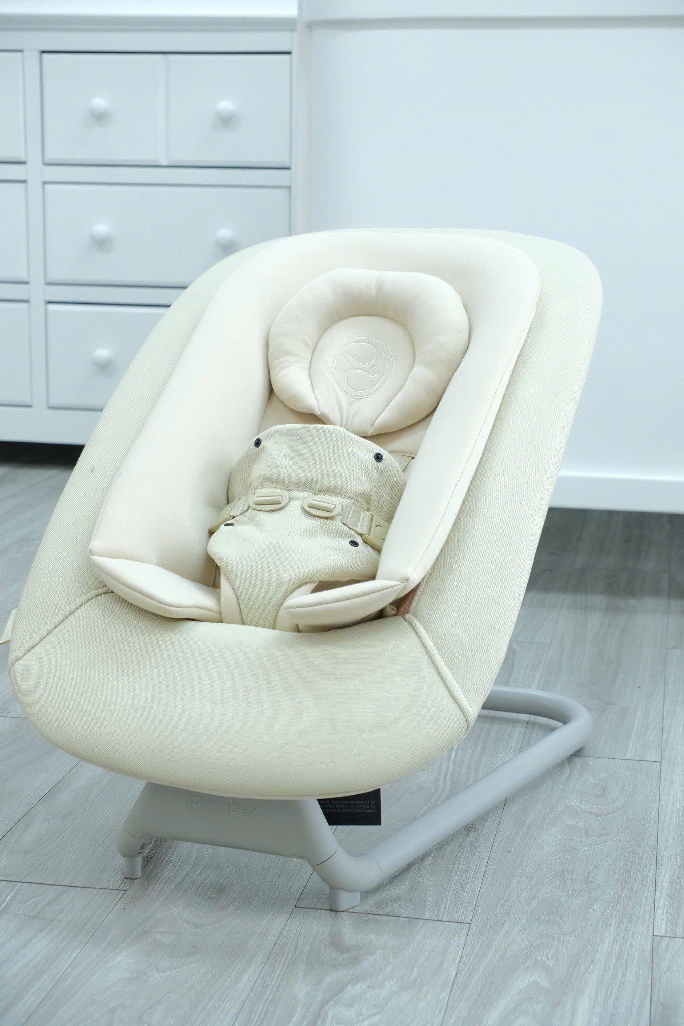 Ghế Rung Cybex Lemo - Màu Canvas White/Chân ghế Suede Grey
