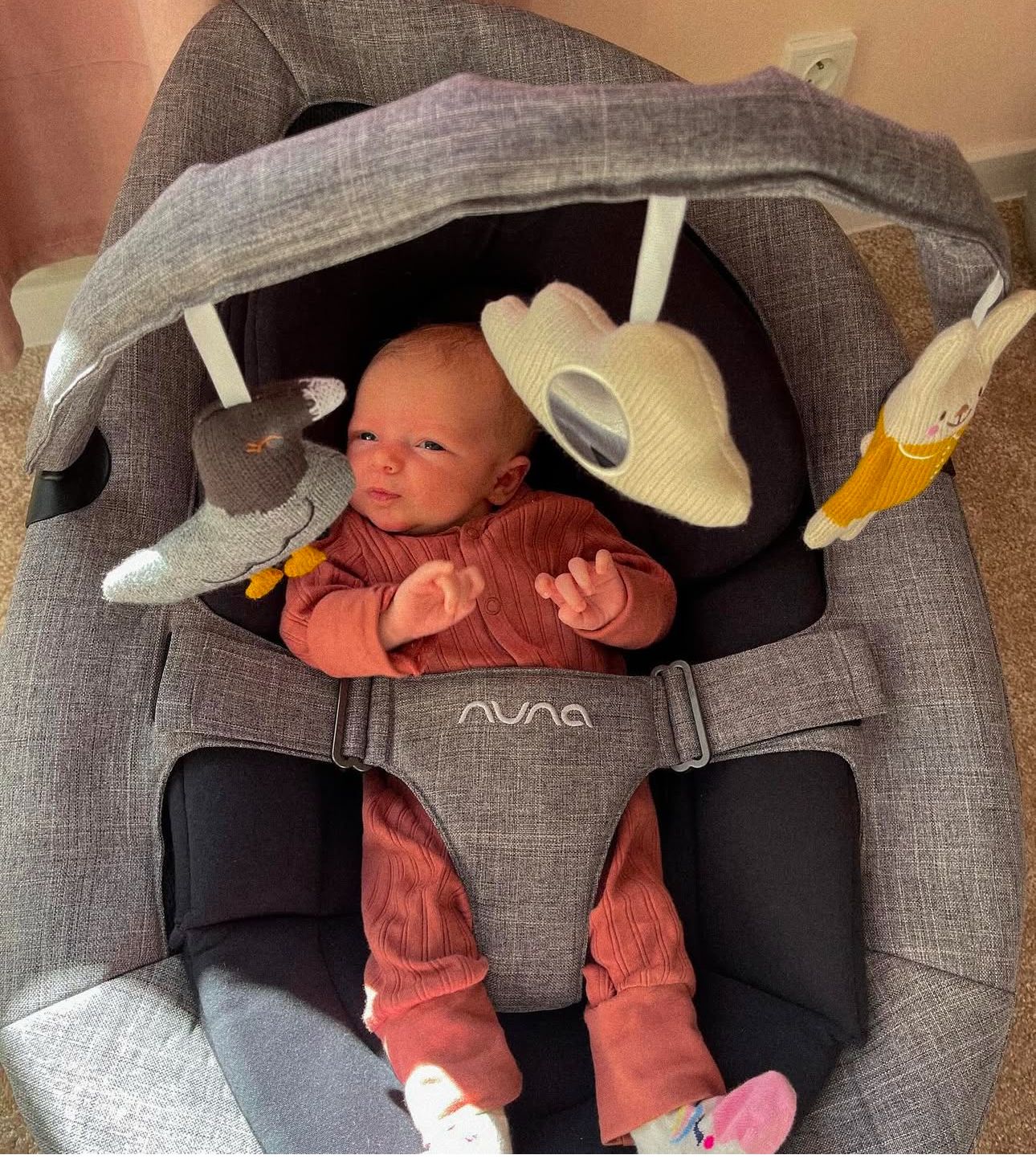 NÔI NUNA LEAF GROW BOUNCER - MÀU GRANITE