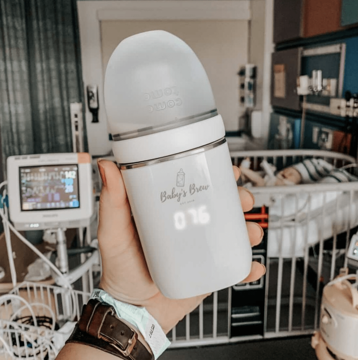 Máy hâm bình sữa di động Baby's Brew