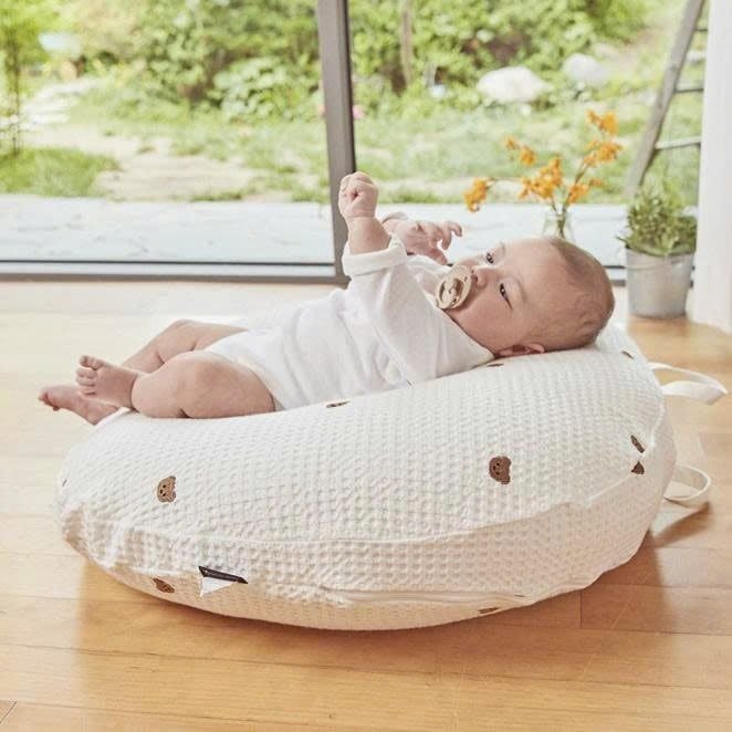 GỐI CHỐNG TRÀO NGƯỢC ROTOTO BEBE AIRMESH NGUYÊN KHỐI - GỖ SỒI GẤU NÂU