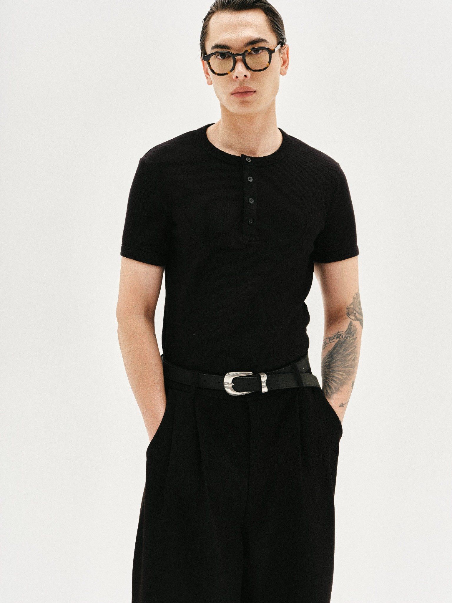 MAVERIK® BUTTON RIB SLIM FIT T-SHIRT ( BLACK )