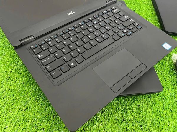 Laptop Dell 7320