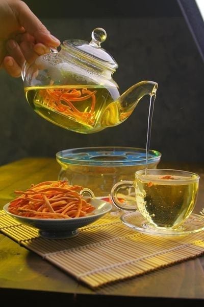 Đông Trùng Hạ Thảo Sấy Thăng Hoa Dòng Premium