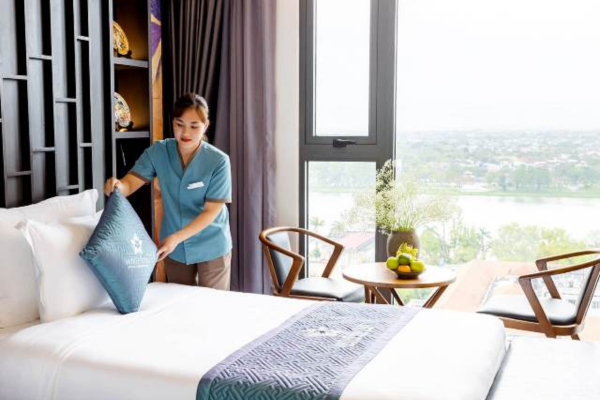 Moonro Hospitality