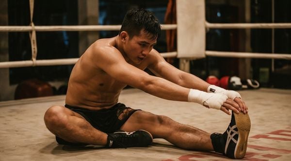 Kéo giãn cơ động (Dynamic) và tĩnh (Static) trước/sau khi tập võ: Dùng sao cho chuẩn?