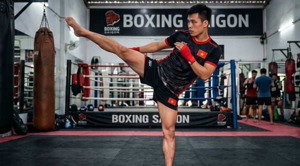 Kéo giãn cơ động (Dynamic) và tĩnh (Static) trước/sau khi tập võ: Dùng sao cho chuẩn?