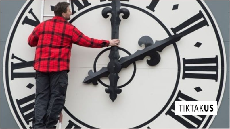 Nhật Bản sử dụng múi giờ tiêu chuẩn JST