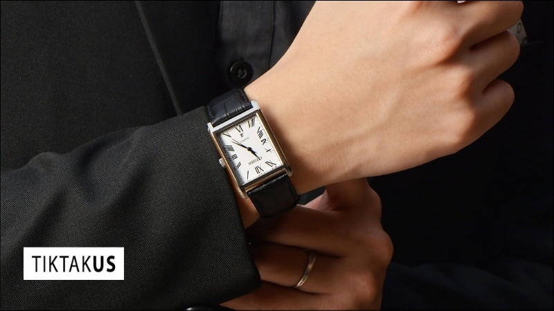 Đồng hồ mặt vuông là lựa chọn ưu tiên cho cổ tay to